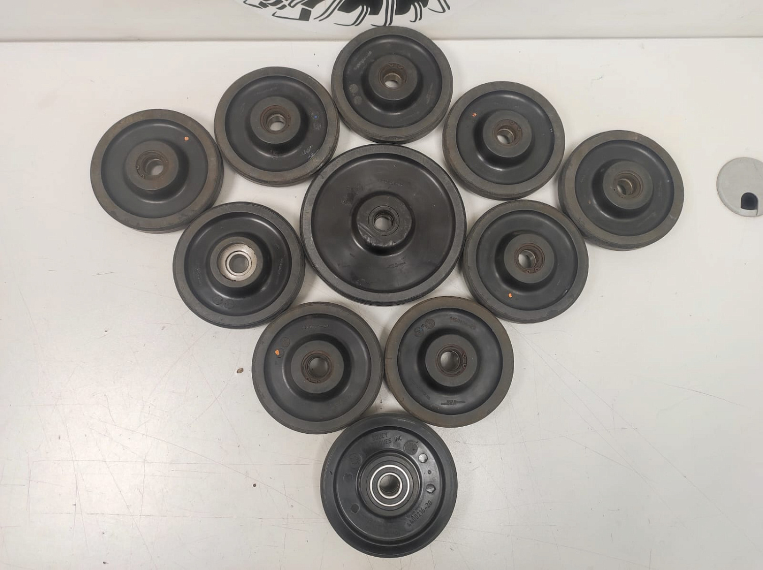 Ролик гусениц Apache 360. 144мм бу